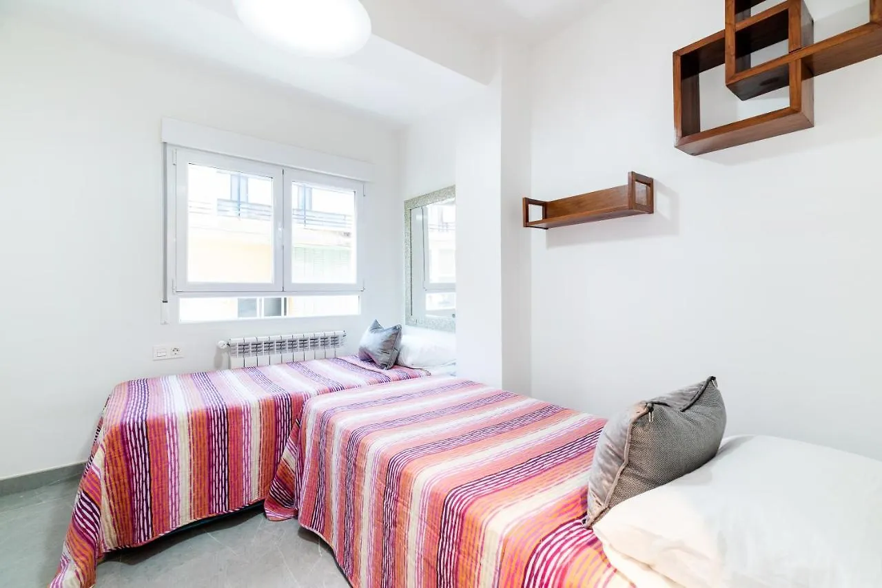 Elegante Y Centrico Alojamiento En Granada Apartment