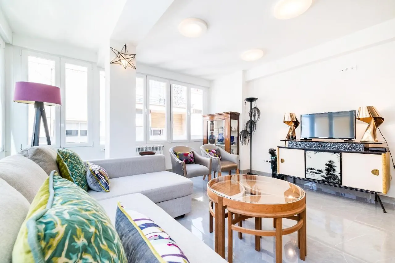 Elegante Y Centrico Alojamiento En Granada Apartment Spain