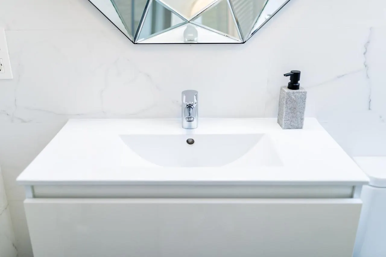 Elegante Y Centrico Alojamiento En Granada Apartment