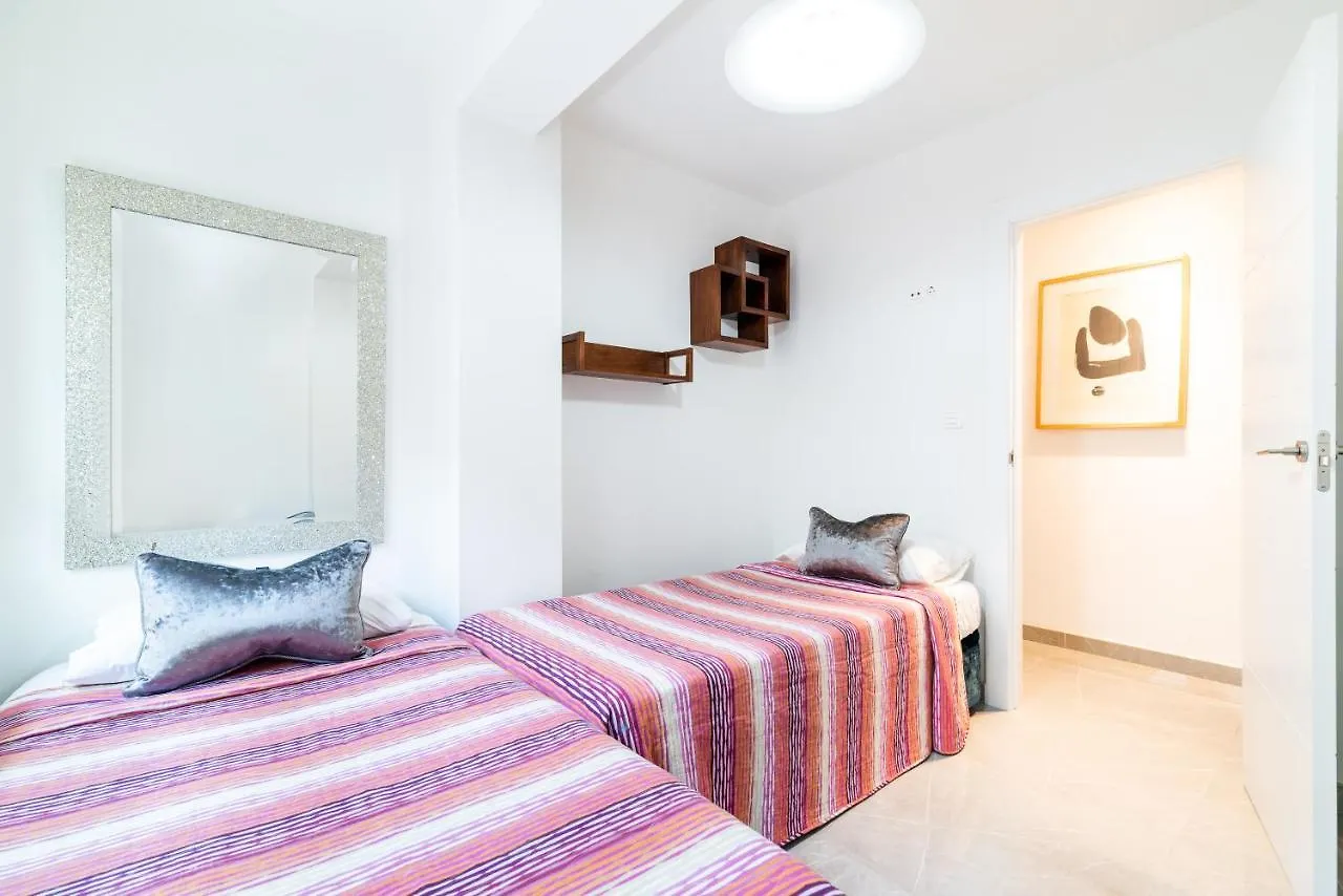 Elegante Y Centrico Alojamiento En Granada Apartment 0*,